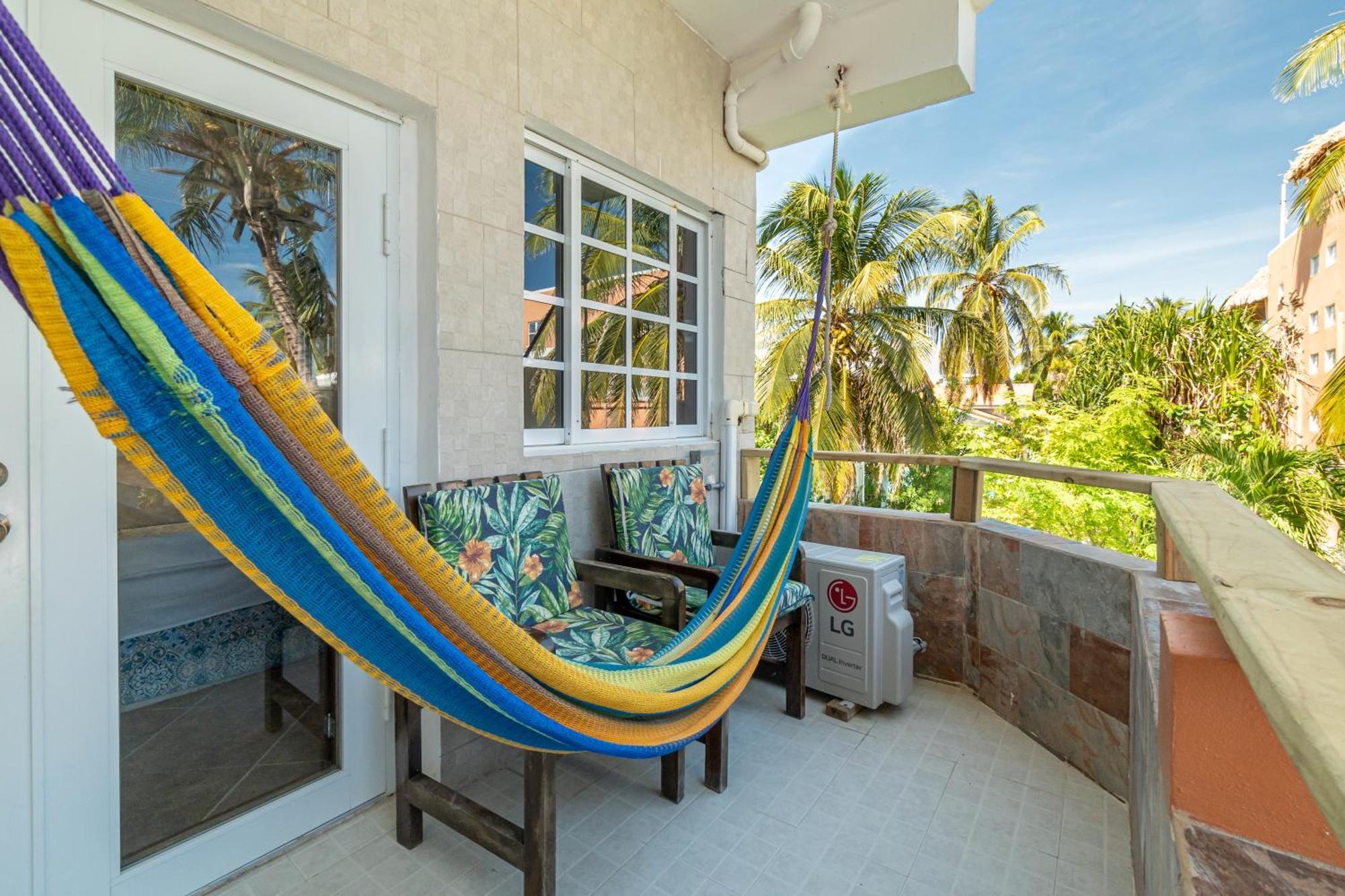 Island Magic Beach Resort Caye Caulker Exterior photo